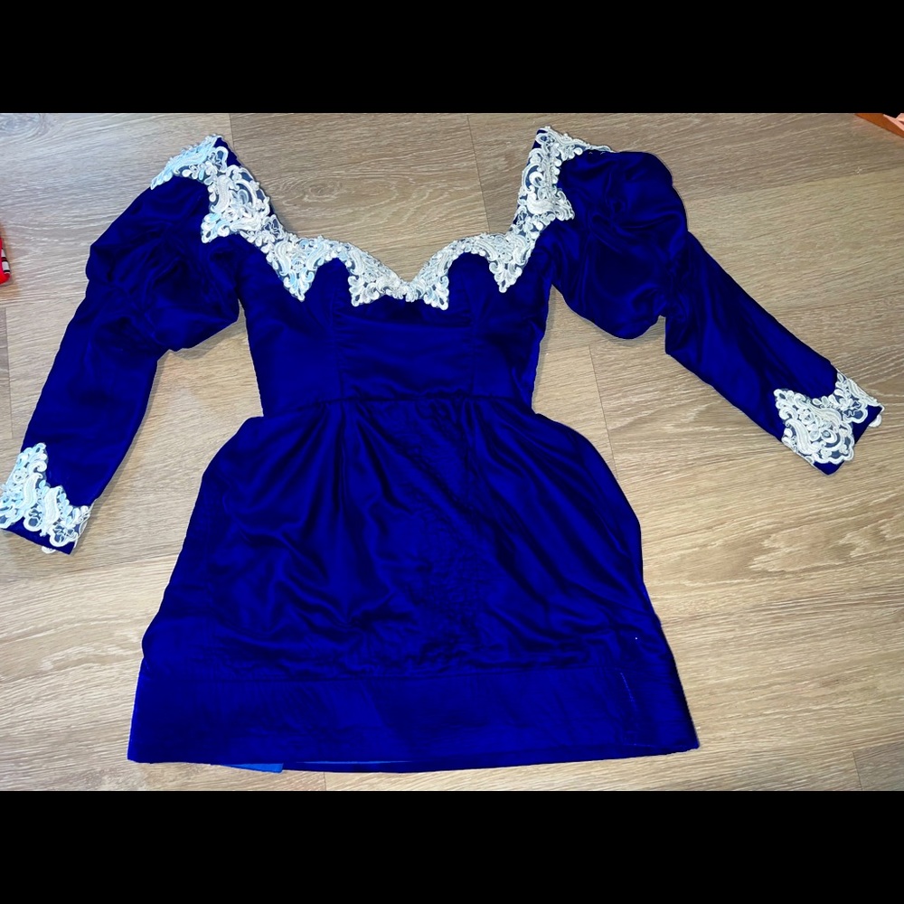 Custom made birthday dress - Picture 3 of 6